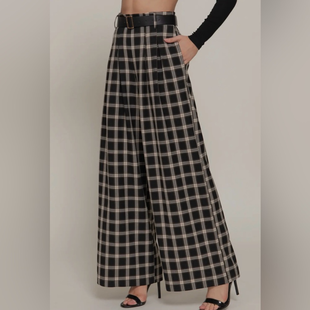 Wide Leg Plaid Pants - Black & Cream
